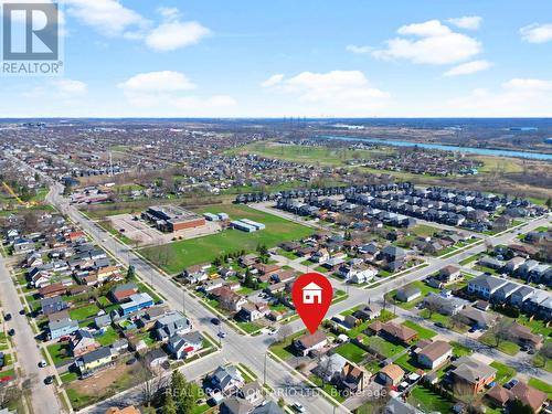 379 Southworth Street S, Welland (Lincoln/Crowland), ON - Outdoor With View