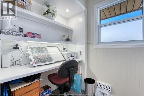 111 Danforth, Leamington, ON - Indoor Photo Showing Laundry Room