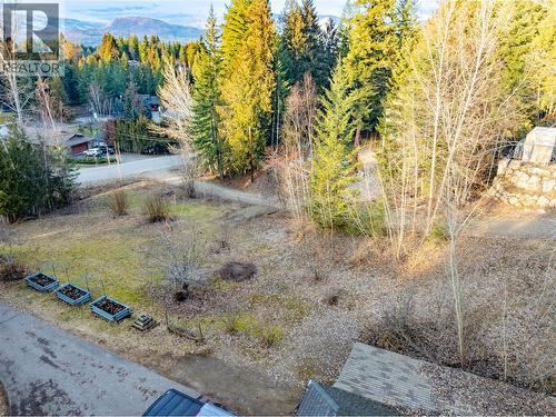 2486 Centennial Drive, Blind Bay, BC 