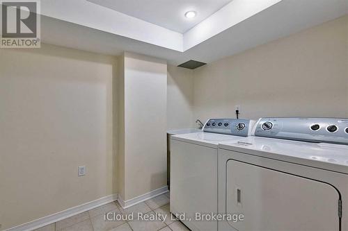 3496 Covent Crescent, Mississauga, ON - Indoor Photo Showing Laundry Room