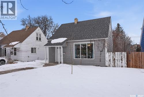 215 Ash Street E, Saskatoon, SK - Outdoor
