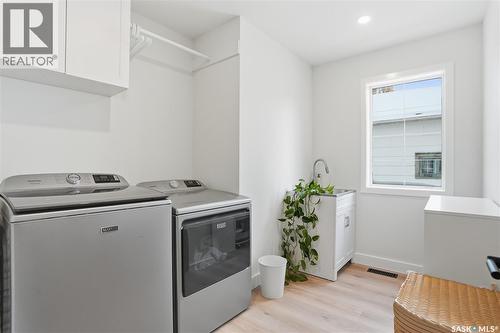 224 Elm Street E, Saskatoon, SK - Indoor Photo Showing Laundry Room