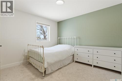 224 Elm Street E, Saskatoon, SK - Indoor Photo Showing Bedroom
