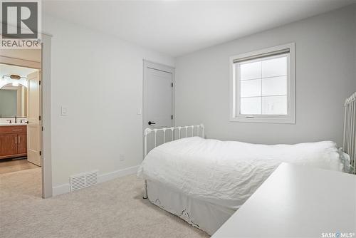 224 Elm Street E, Saskatoon, SK - Indoor Photo Showing Bedroom