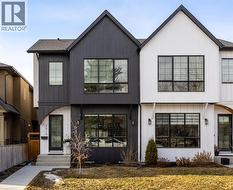 2615 30 Street SW  Calgary, AB T3E 2M3