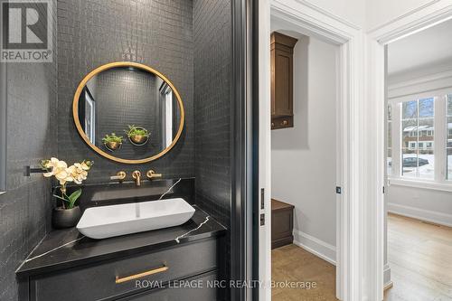 1 Briarfield Crescent, St. Catharines (Glendale/Glenridge), ON - Indoor Photo Showing Bathroom
