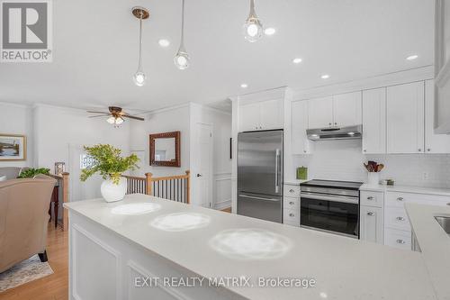 636 Front Road, Champlain, ON - Indoor Photo Showing Kitchen With Upgraded Kitchen