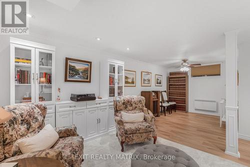 636 Front Road, Champlain, ON - Indoor Photo Showing Living Room