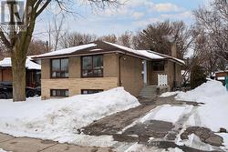 11 BRIGHTSIDE DRIVE  Toronto, ON M1E 3Y8