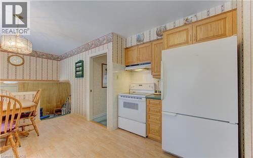 26 Deerpark Crescent, Kitchener, ON - Indoor Photo Showing Kitchen