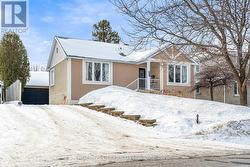 1270 CHEVERTON AVENUE  Ottawa, ON K1H 7P6
