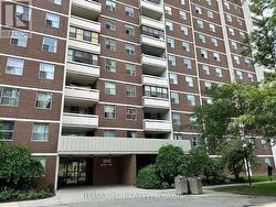 1204 - 205 HILDA AVENUE  Toronto, ON M2M 4B1