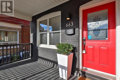 663 VAUGHAN ROAD  Toronto, ON M6E 2Y4