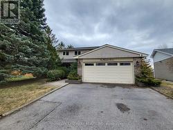 107 BOLLAND CRESCENT  Ajax, ON L1S 3H1
