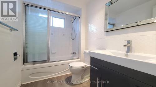6 Cottsmore Crescent, Markham, ON - Indoor Photo Showing Bathroom