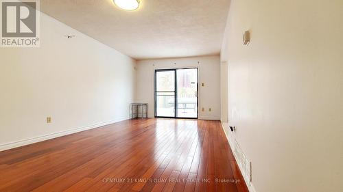 6 Cottsmore Crescent, Markham, ON - Indoor Photo Showing Other Room