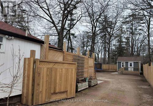 101 River Road E, Wasaga Beach, ON - Outdoor