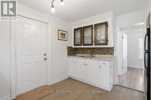 260 Prospect Street S, Hamilton, ON - Indoor