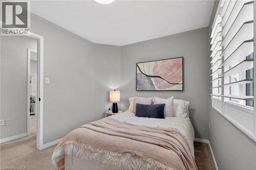 2286 Seton Crescent, Burlington, ON - Indoor Photo Showing Bedroom