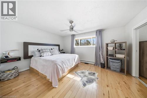 71 Pinecrest Drive, Kitchener, ON - Indoor Photo Showing Bedroom