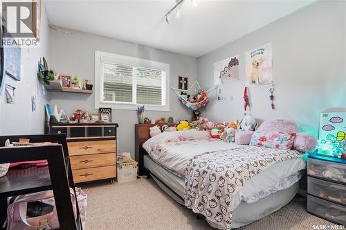 210 113Th Street W, Saskatoon, SK - Indoor Photo Showing Bedroom