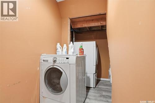 210 113Th Street W, Saskatoon, SK - Indoor Photo Showing Laundry Room
