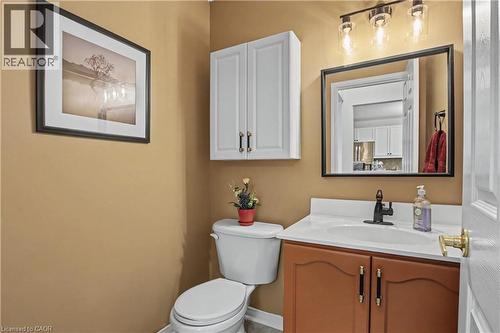 2000 Creekside Drive Unit# 708, Hamilton, ON - Indoor Photo Showing Bathroom