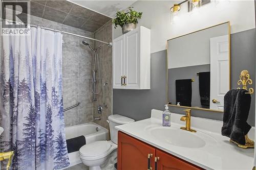 Private Ensuite - 2000 Creekside Drive Unit# 708, Hamilton, ON - Indoor Photo Showing Bathroom