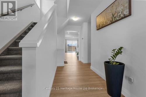 33 Martin Street, Tillsonburg, ON - Indoor Photo Showing Other Room