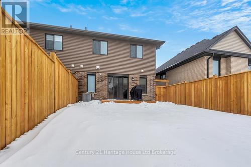 33 Martin Street, Tillsonburg, ON - Outdoor With Exterior