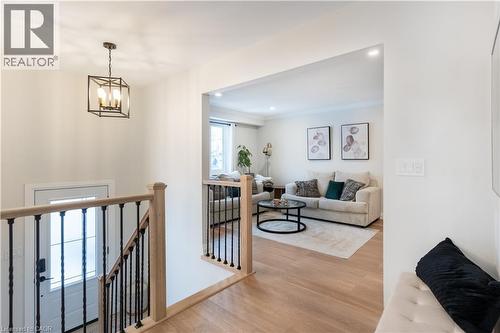 26 Rama Court, Hamilton, ON - Indoor