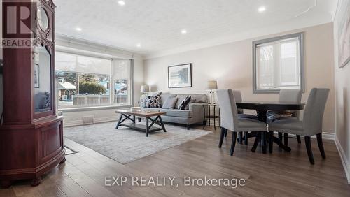 1032 Cedarwood Place, Burlington, ON - Indoor