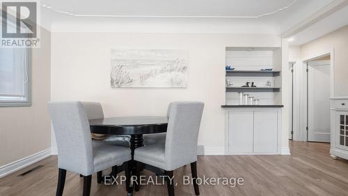 1032 Cedarwood Place, Burlington, ON - Indoor Photo Showing Dining Room