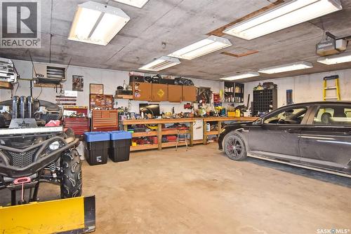 334 Brownlee Avenue, Mclean, SK - Indoor Photo Showing Garage