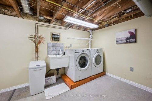 164 Jackson Avenue, Kitchener, ON - Indoor Photo Showing Laundry Room