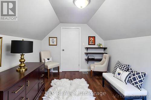 101 Sherman Avenue N, Hamilton, ON - Indoor