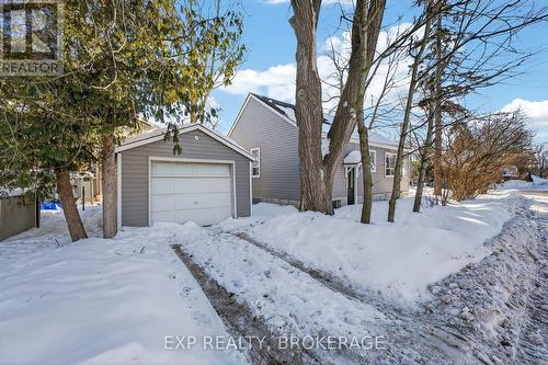 19 SCOTT STREET  Kingston (Central City East), ON K7L 1L3