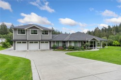 11329 Hummingbird Pl  North Saanich, BC V8L 5S3