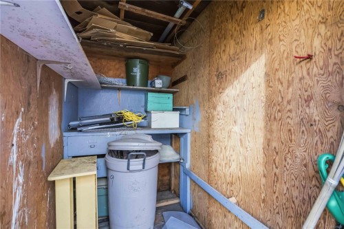 9-10145 Third St, Sidney, BC 