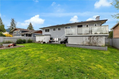 1185 Stuart Pl, Ladysmith, BC 