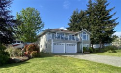3722 Clifcoe Rd  Saltair, BC V9G 2B4