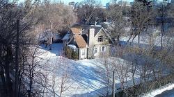 275 Roslyn RD  Winnipeg, MB R3L 0H5