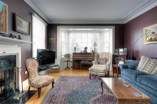 275 Roslyn Rd, Winnipeg, MB 