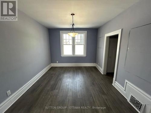 Family Room - 58 Armstrong Street, Ottawa, ON 