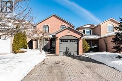 27 BEAVERTON DRIVE  Hamilton, ON L8W 3K9