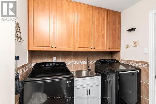 27 Beaverton Drive, Hamilton, ON - Indoor