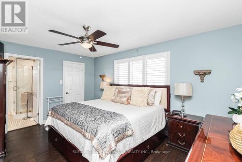 27 Beaverton Drive, Hamilton, ON - Indoor Photo Showing Bedroom