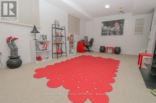 15 Gees Way, Cambridge, ON - Indoor