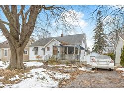 68 TWEEDSMUIR Avenue EAST Chatham, ON N7M 3Z8