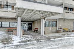 404 - 415 GREENVIEW AVENUE  Ottawa, ON K2B 8G5